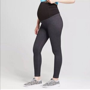 Ingrid & Isabel Maternity Gray Active Leggings with Crossover Panel